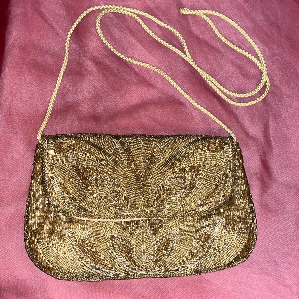 Vintage 1970s Gold Preston and York Evening Bag. 100% glass beads